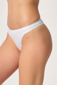 BEYAZ DesBerries 2802 Yapıştırma Lazer Kesim String Külot