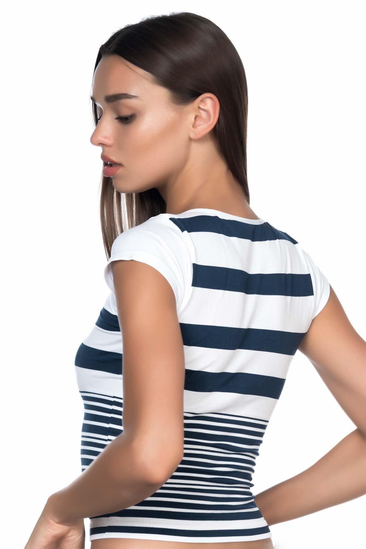 BEYAZ-LACİ DesBerries 5026 Soft Seamless T Shirt